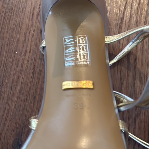 Gucci Women's Interlocking G strappy sandal, size 39 - Picture 6 of 9